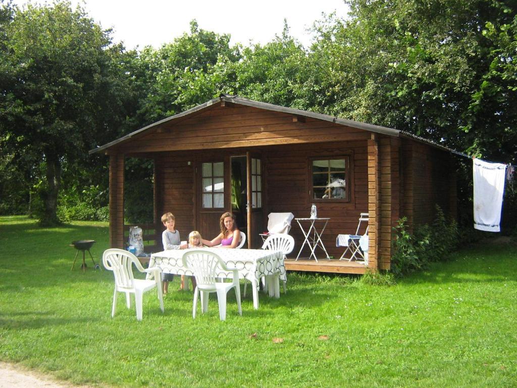 Hjemstavnsgårdens Camping&Cottages Glamsbjerg Værelse billede