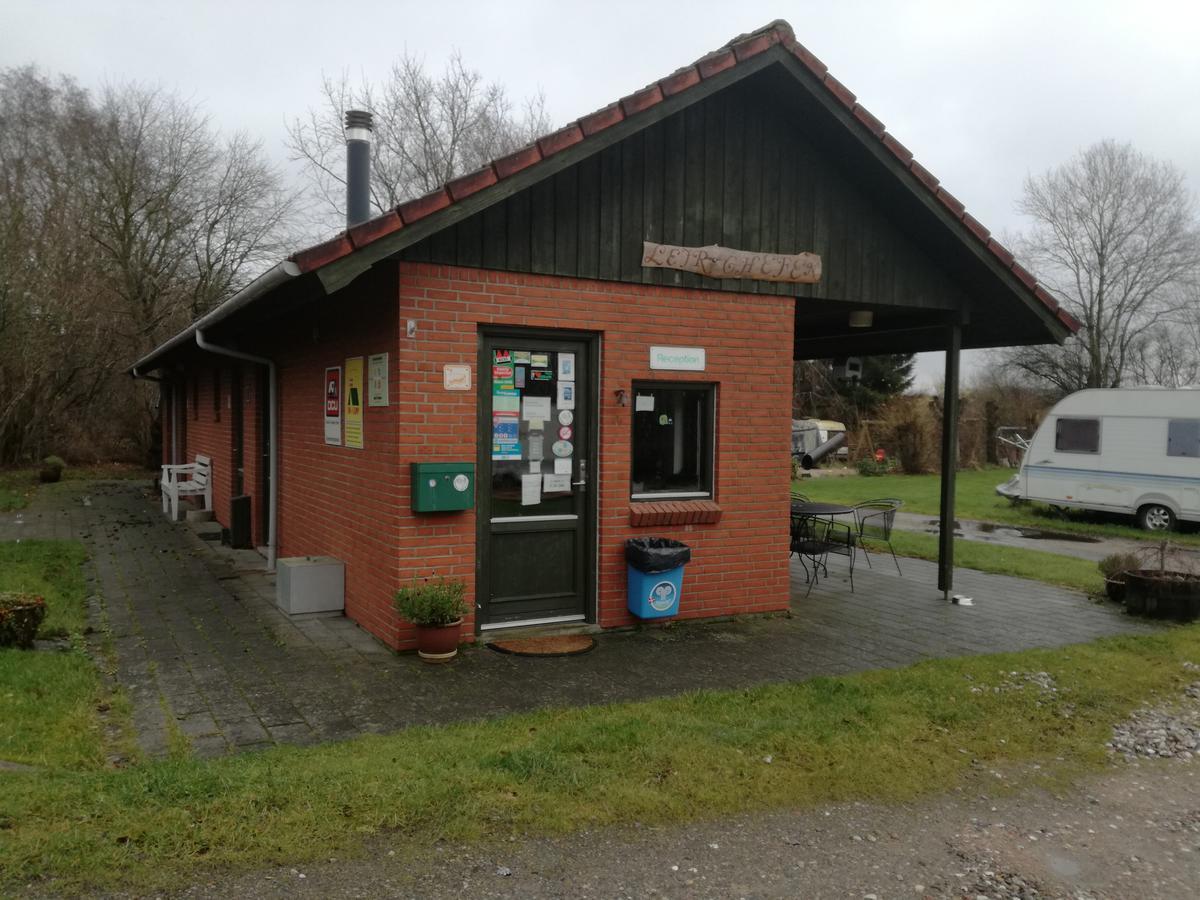 Hjemstavnsgårdens Camping&Cottages Glamsbjerg Eksteriør billede